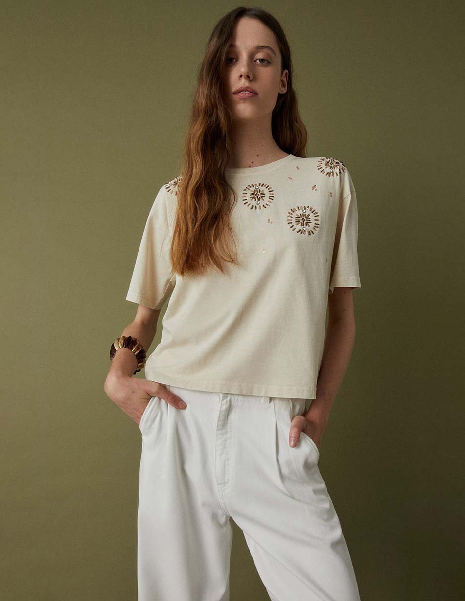 Playera manga corta cuello redondo para mujer 6